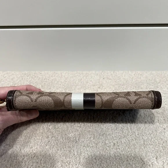 COACH Vintage Heritage Signature Stripe Zip Around Accordion Wallet F42380 - Picture 7 of 10